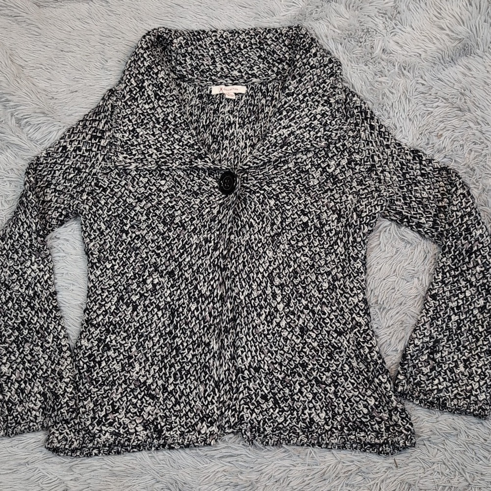 JM Collection Sweater Womens  S Cardigan Soft Comfort‎ Crochet One Button